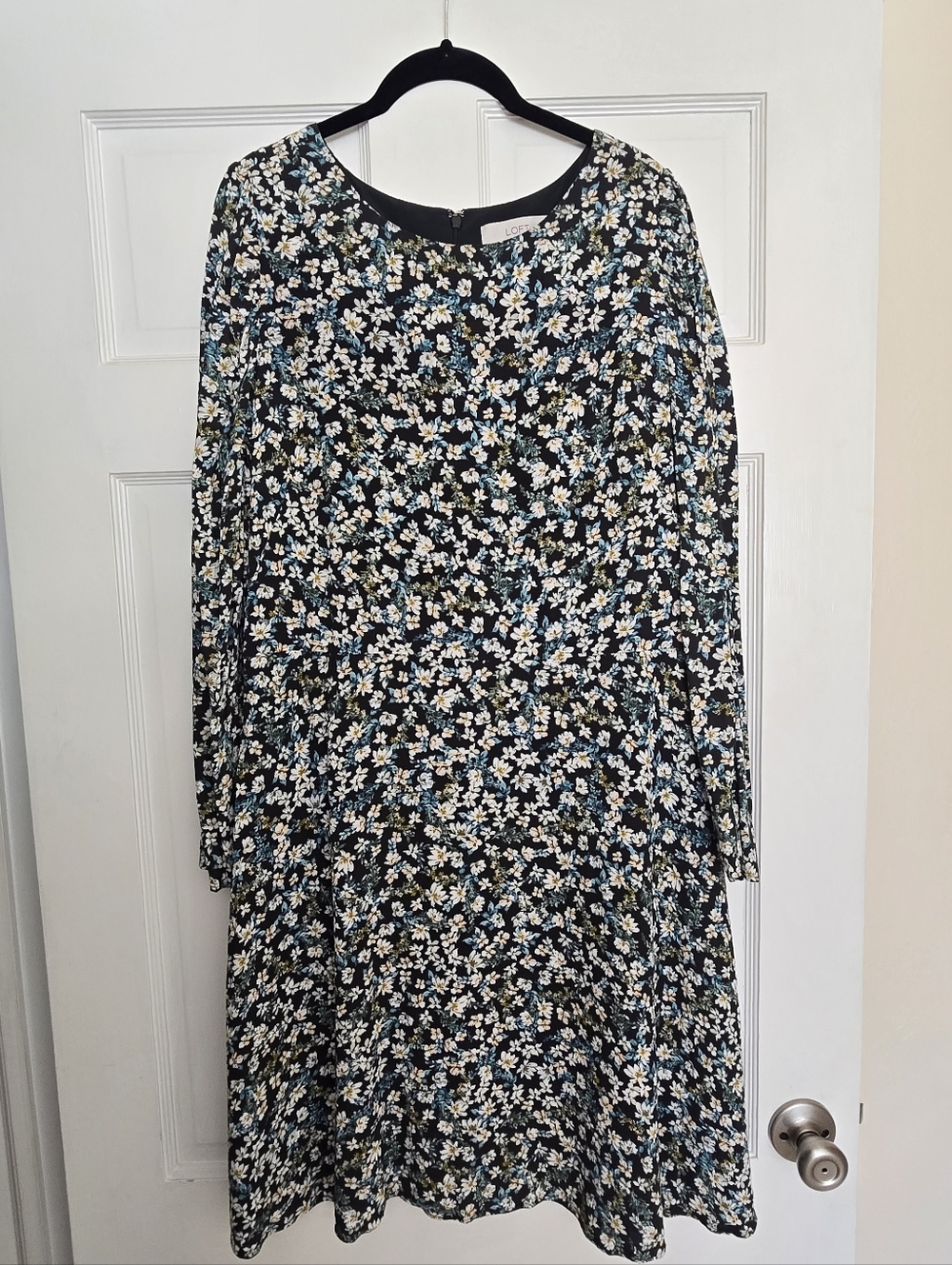LOFT Green Floral Long-Sleeve A-Line Dress with Flowers
